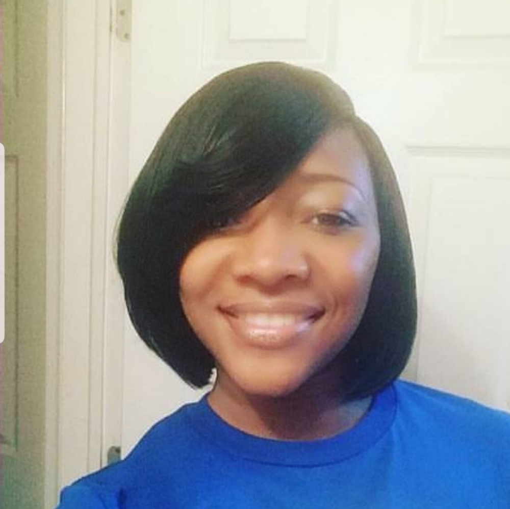 Meet your Posher, Gennayia